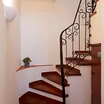 In - Old Town * Албуфейра