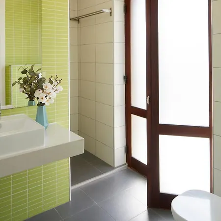 In - Old Town 아파트