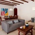In - Old Town * אלבופיירה