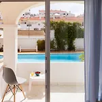In - Old Town Apartment *